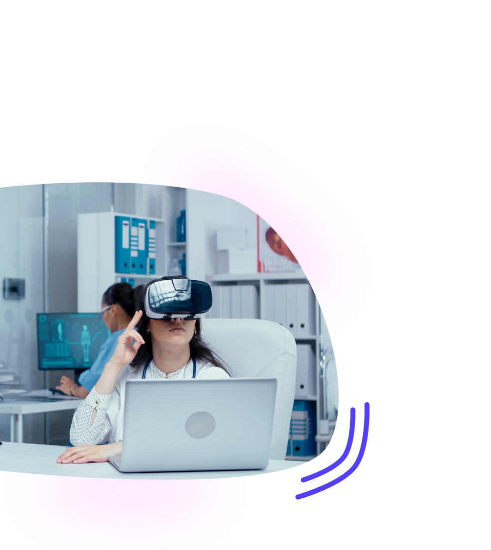 Utilisateur portant un casque de réalité virtuelle, expérimentant une formation immersive en digital learning. Ce dispositif illustre les évolutions pédagogiques incluant des technologies avancées.